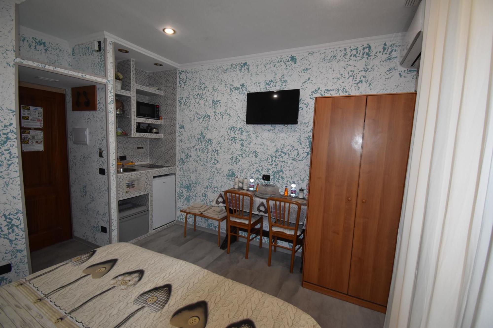 Vichyenichy Hotel Morena Quarto foto