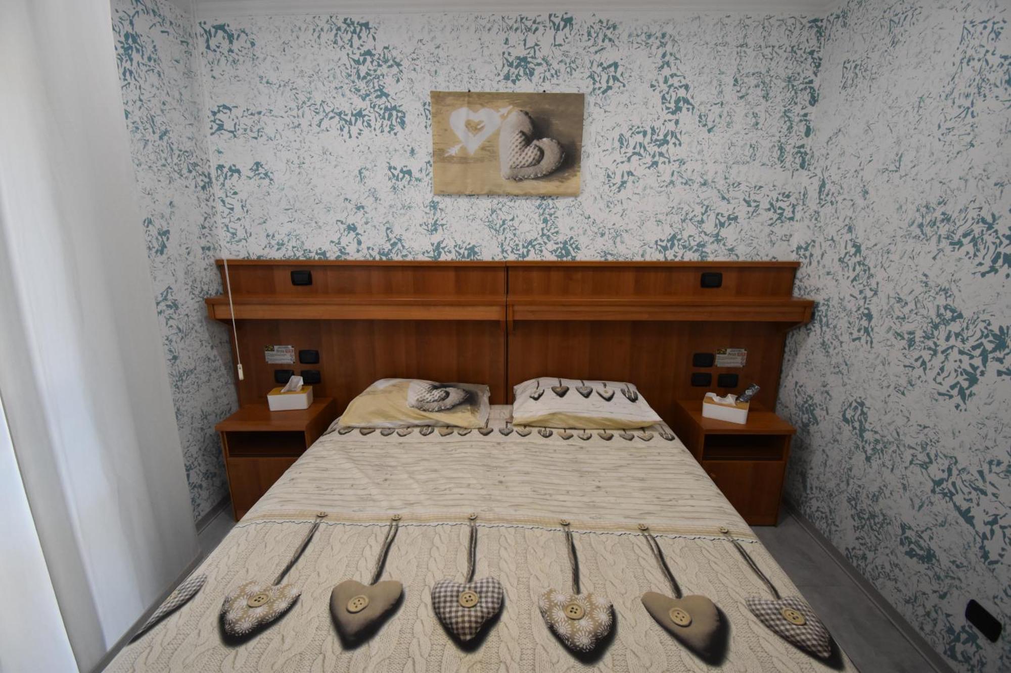 Vichyenichy Hotel Morena Quarto foto